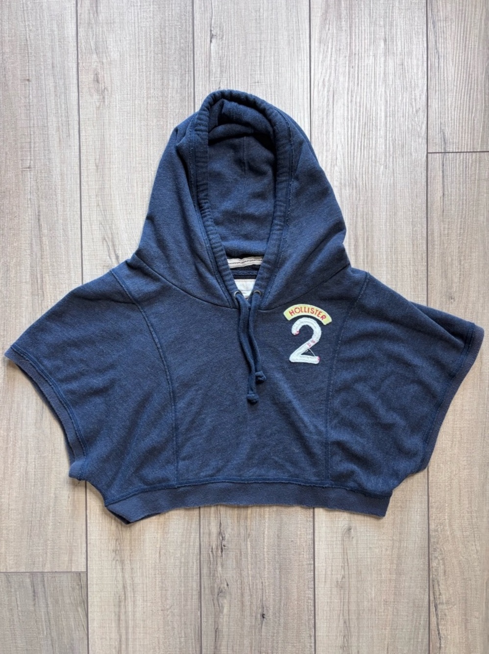 hollister rare surf-style crop hoodie